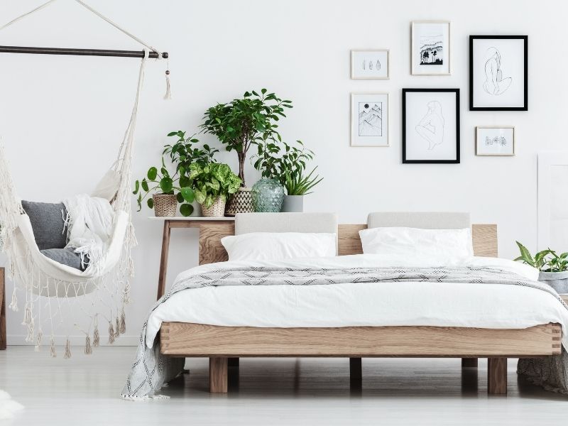 Obraz na płótnie w sypialni – stwórz przytulne wnętrze z pomocą dodatków