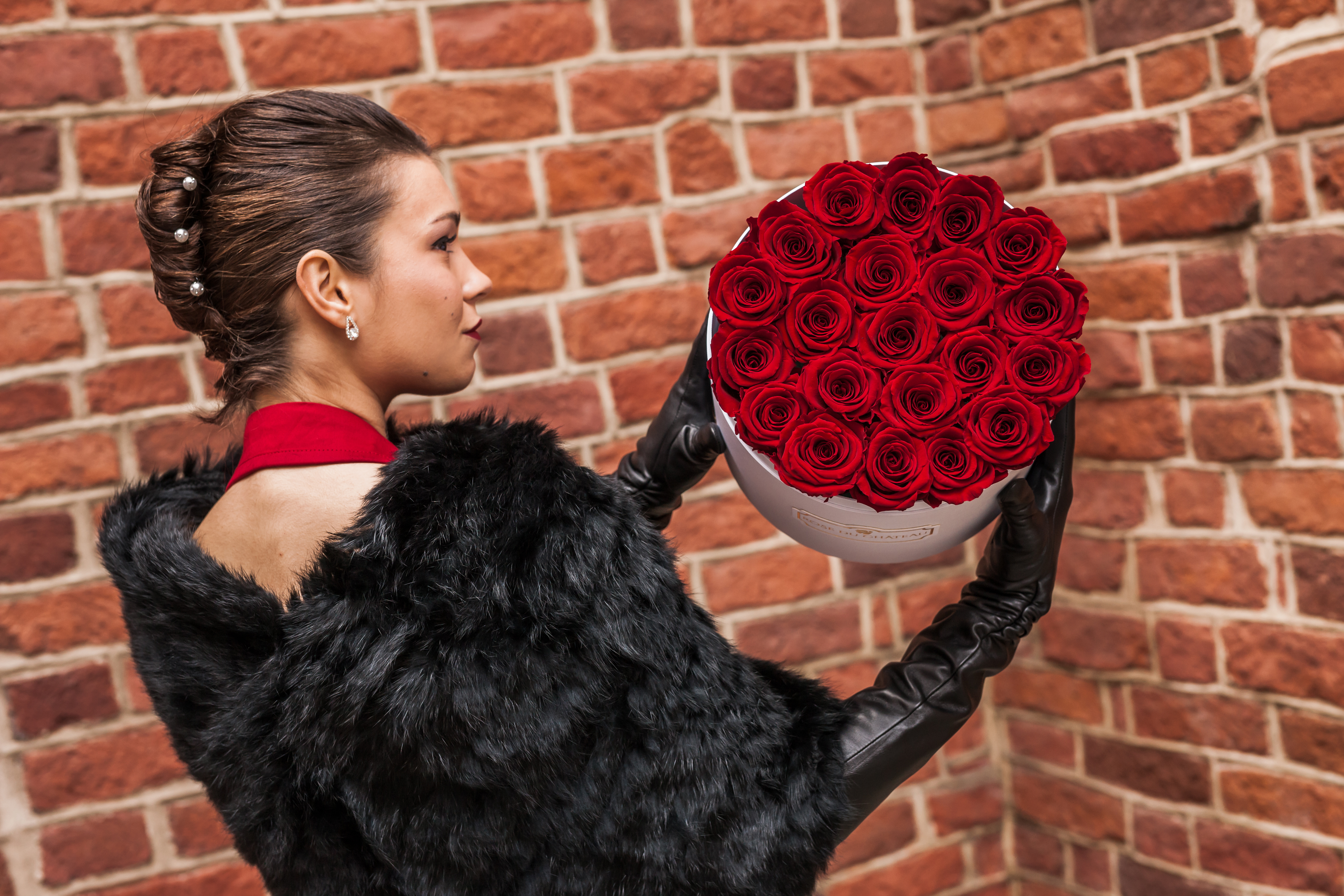 “Róże Wieczne Rose Du Chateau” – idealny prezent dla kobiet